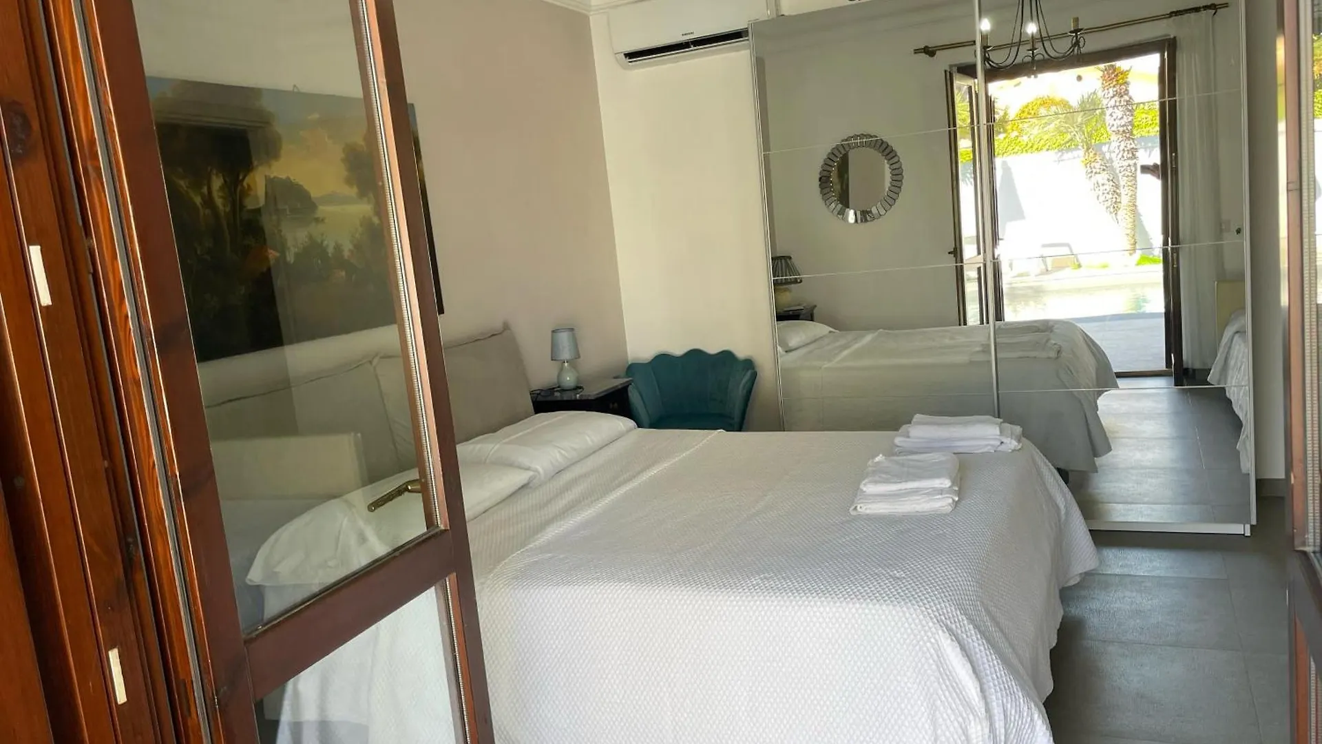 Villa Sabri サン・レオーネ イタリア